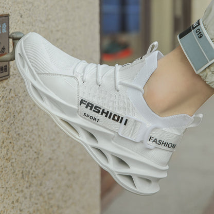 Men's Street Casual Sneakers — Catwalk-Inspired Fashion Shoes