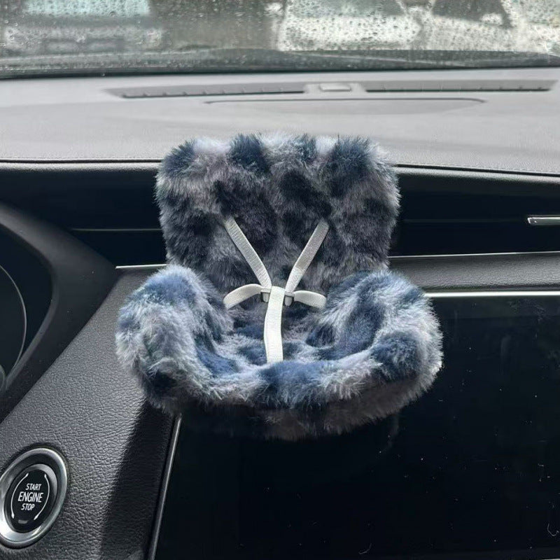 Cross-border applicable to labubu doll safety seat cute doll air outlet aromatherapy ornaments car interior decoration