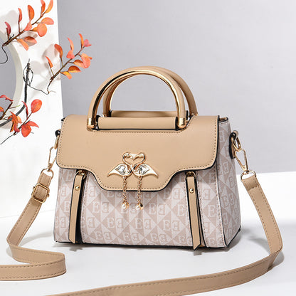 Embossed Solid Color Shoulder Bag — Casual Crossbody Women's Handbag