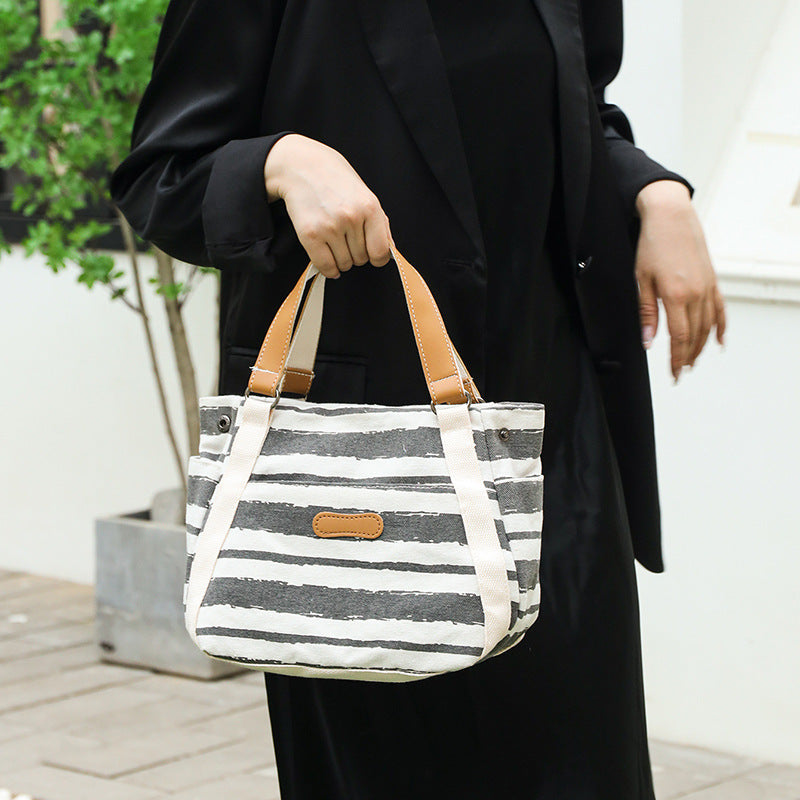 New high-value handbags for women, casual striped canvas bags, lunch bags, three-dimensional handbags, lightweight French women's bags